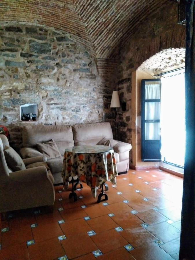 Apartamentos Las Buganvillas Caces Esterno foto