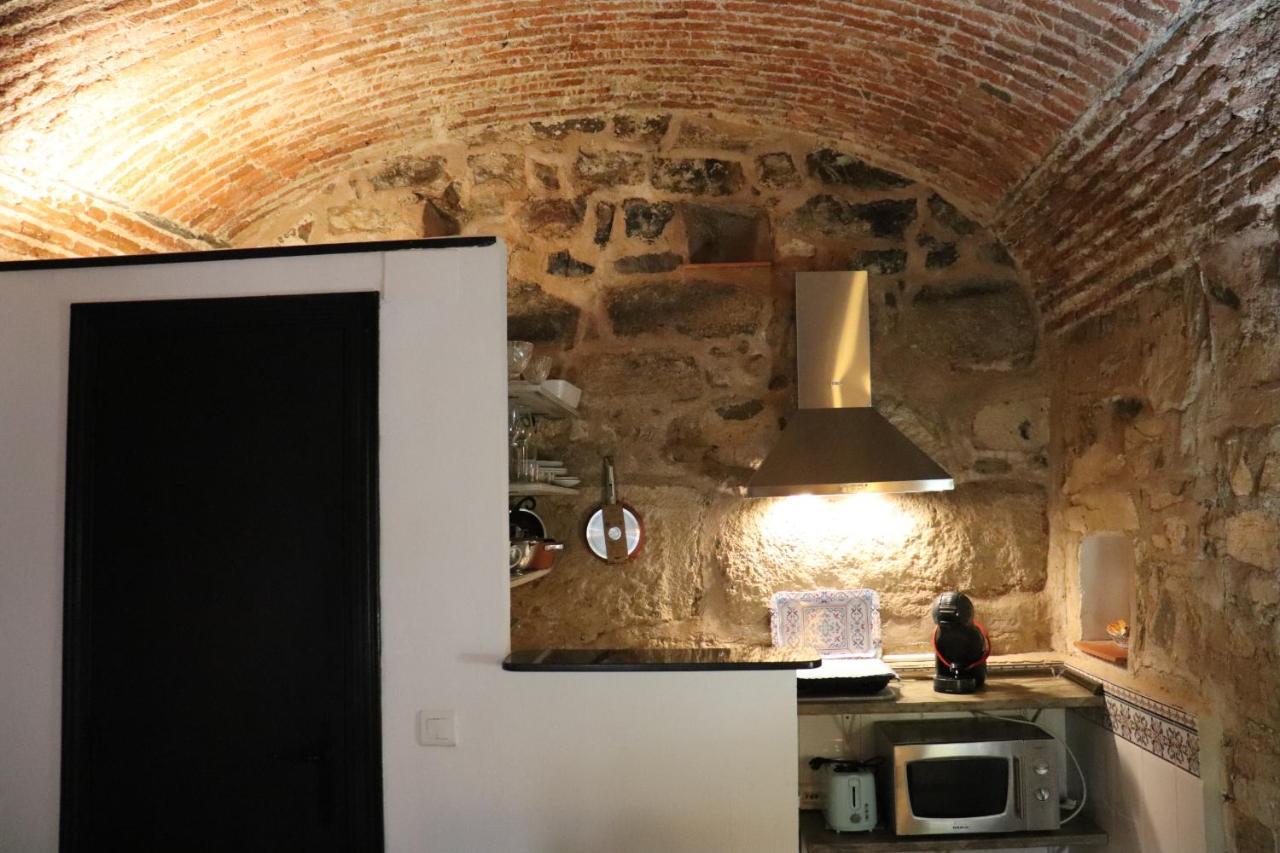 Apartamentos Las Buganvillas Caces Esterno foto