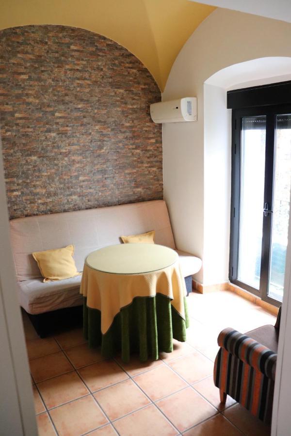 Apartamentos Las Buganvillas Caces Esterno foto